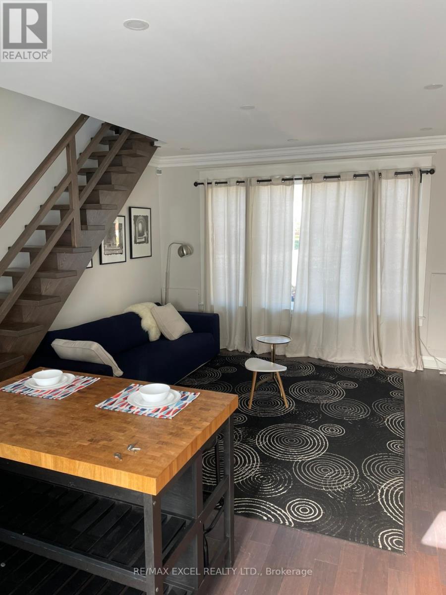 Unit B - 81 Buttonwood Avenue, Toronto, Ontario  M6M 2J6 - Photo 3 - W12678790