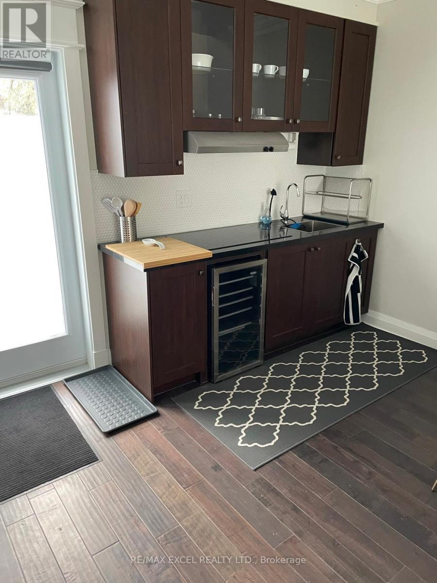 Unit B - 81 Buttonwood Avenue, Toronto, Ontario  M6M 2J6 - Photo 9 - W12678790