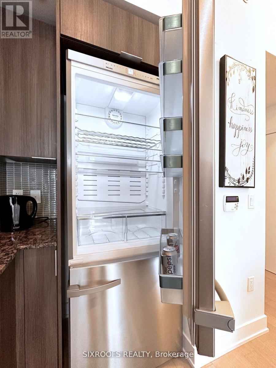 6209 - 30 Shore Breeze Drive, Toronto, Ontario  M8V 0J1 - Photo 10 - W12678792