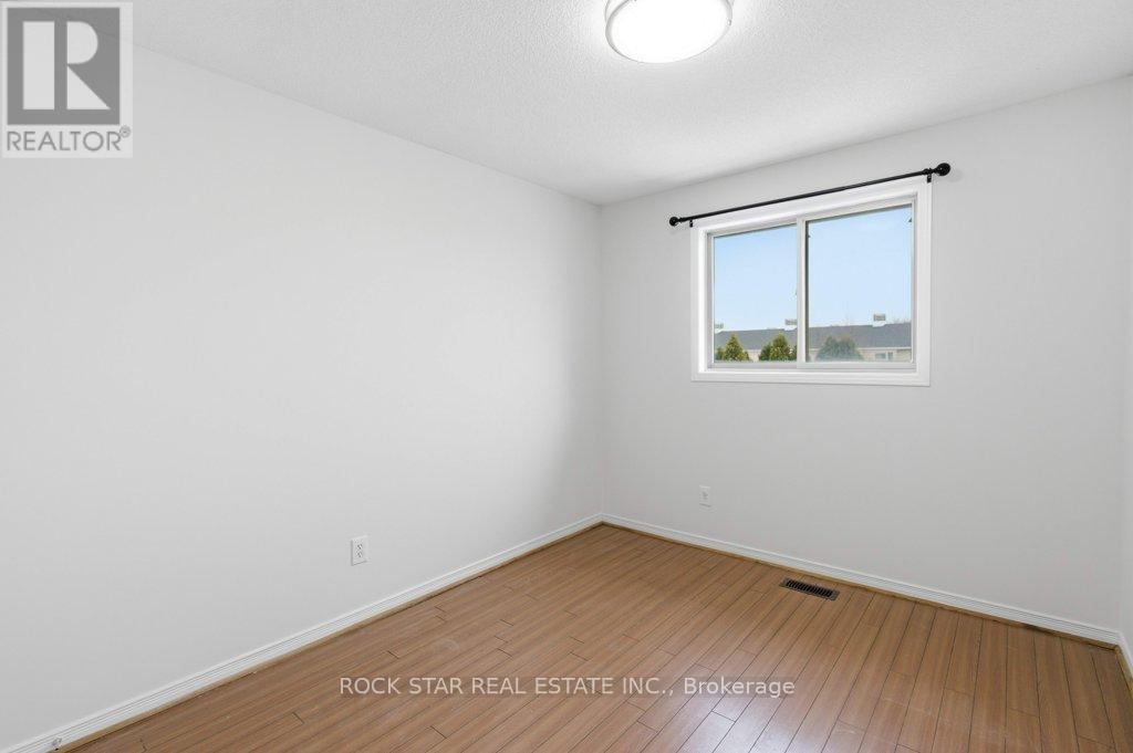 619 Southridge Drive, Hamilton, Ontario  L9C 7V8 - Photo 15 - X12678776