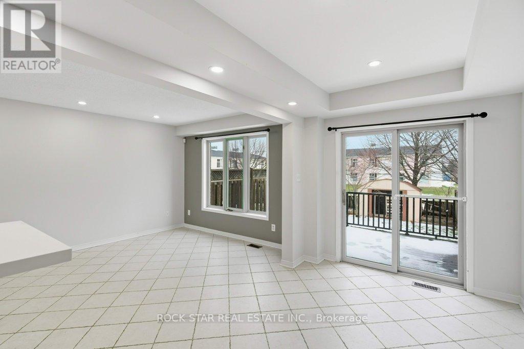 619 Southridge Drive, Hamilton, Ontario  L9C 7V8 - Photo 6 - X12678776