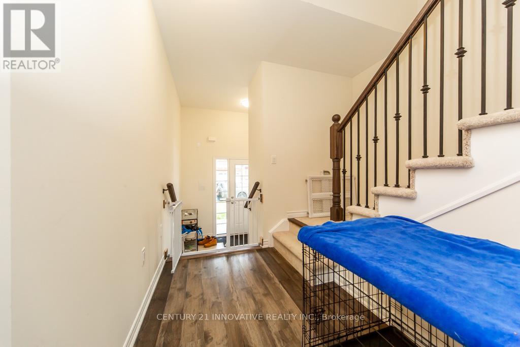 260 Beechwood Forest Lane, Gravenhurst, Ontario  P1P 1A7 - Photo 6 - X12678784