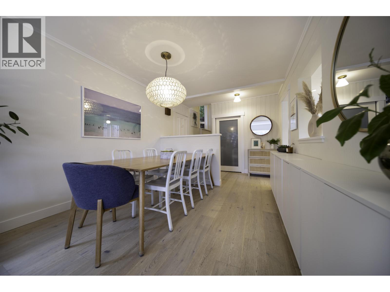 2711 Panorama Drive, North Vancouver, British Columbia V7G 1V7 - Photo 13 - R3077512