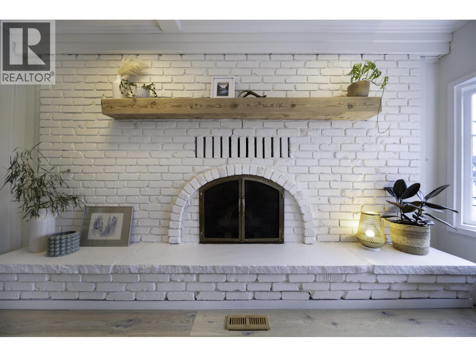 2711 Panorama Drive, North Vancouver, British Columbia V7G 1V7 - Photo 6 - R3077512