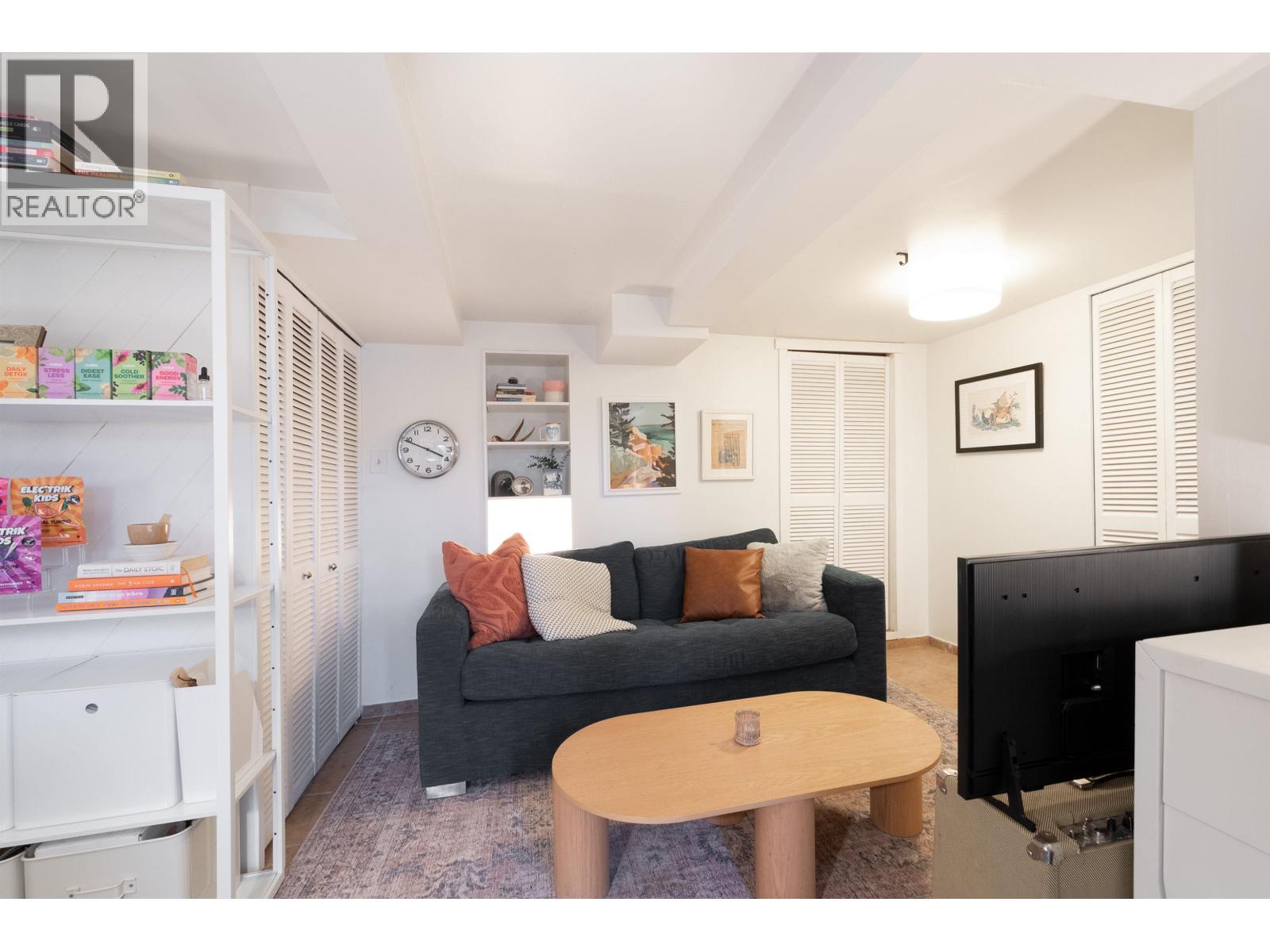 2711 Panorama Drive, North Vancouver, British Columbia V7G 1V7 - Photo 32 - R3077512