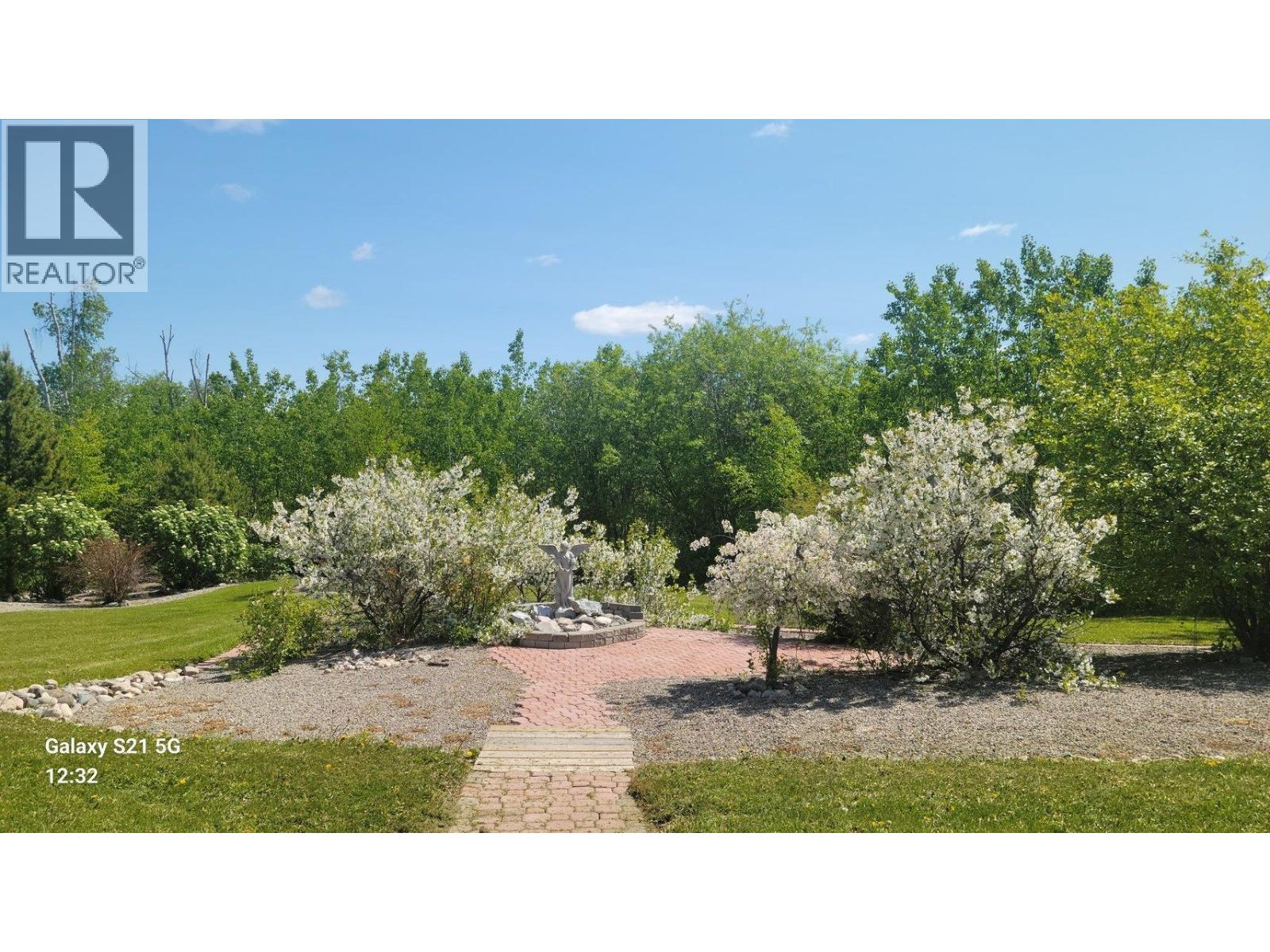 28502 Fawcett Road, Fort Fraser, British Columbia  V0J 1N0 - Photo 9 - R3077508