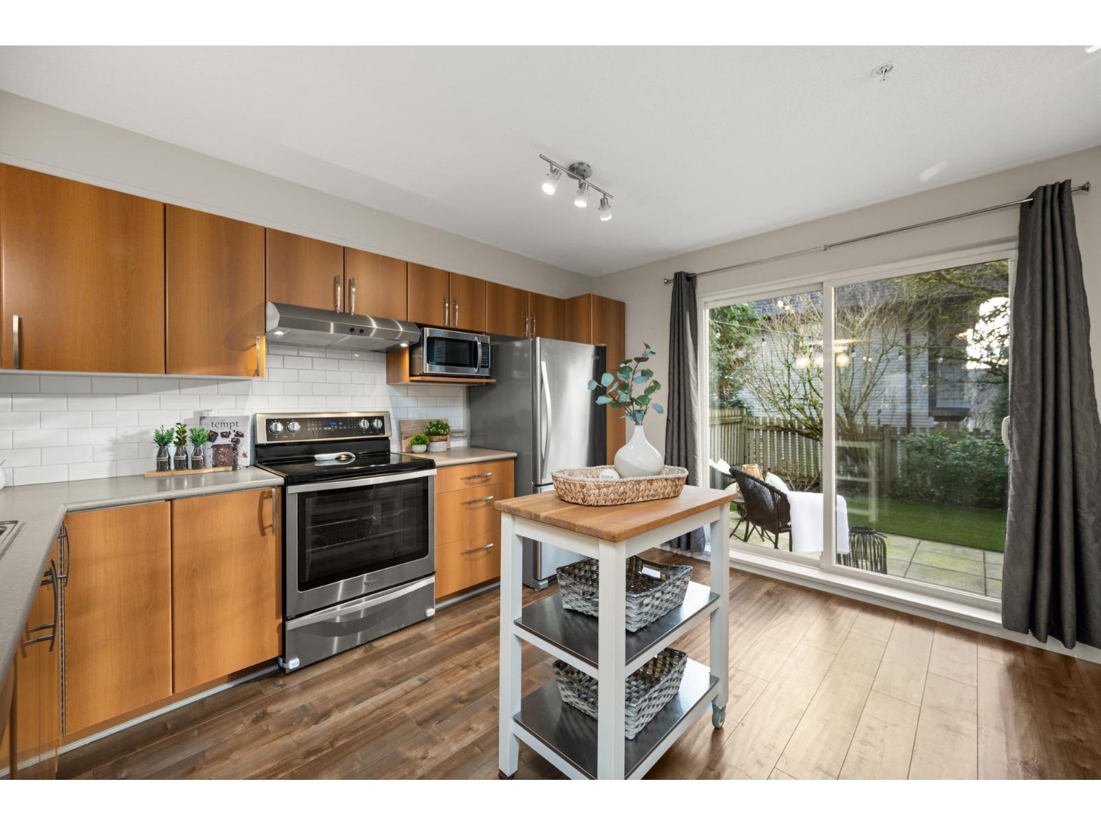 109 6747 203 Street, Langley, British Columbia  V2Y 3B5 - Photo 9 - R3077147