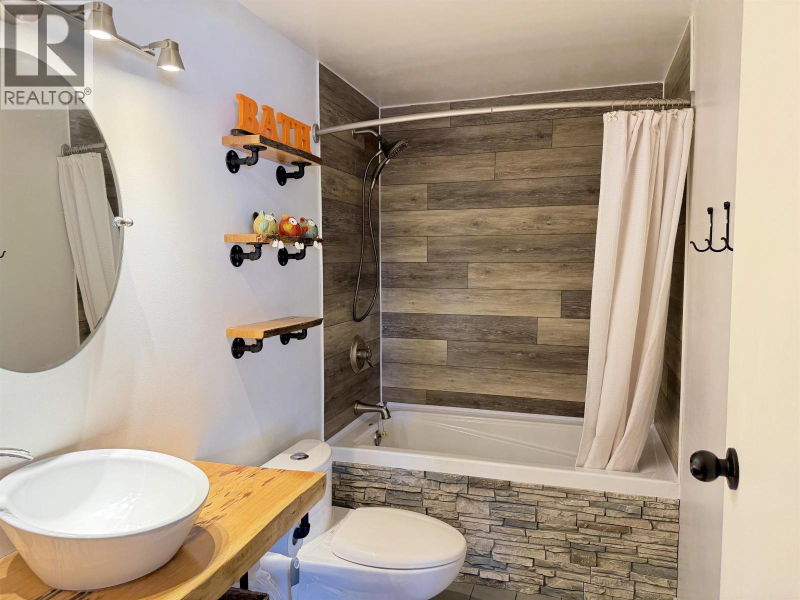 28502 Fawcett Road, Fort Fraser, British Columbia  V0J 1N0 - Photo 27 - R3077508