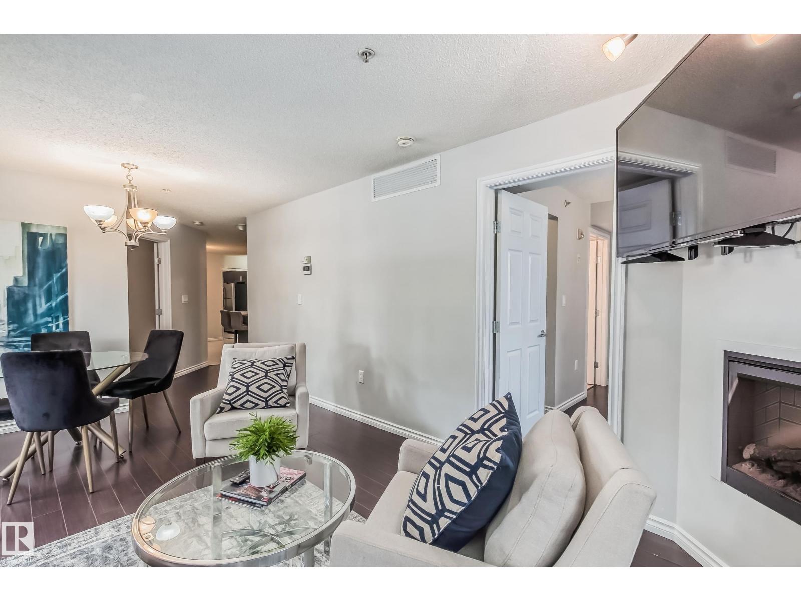 #115 10118 106 Av Nw, Edmonton, Alberta  T5H 0B8 - Photo 3 - E4440360