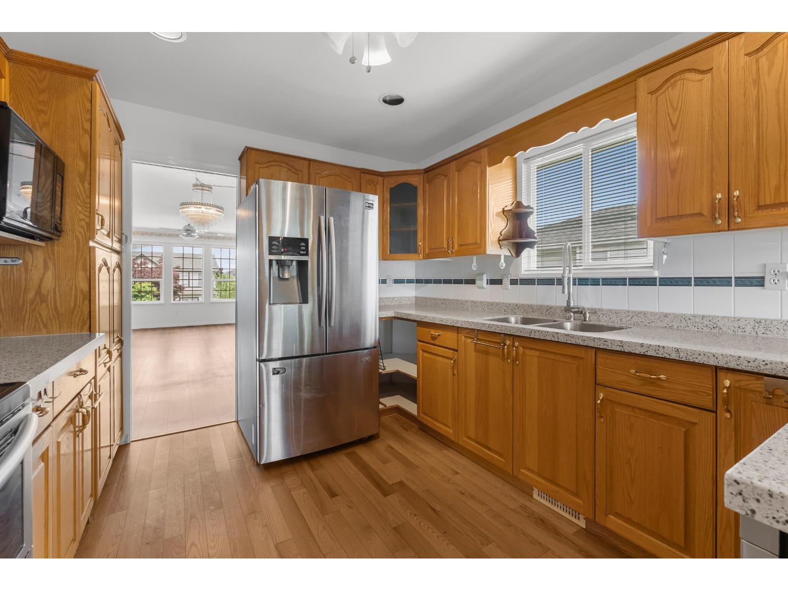 34654 7 Avenue, Abbotsford, British Columbia  V2S 8C4 - Photo 9 - R3077086