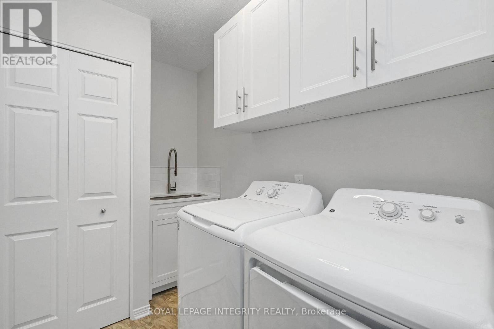 2177 Lenester Avenue, Ottawa, Ontario  K2A 4A9 - Photo 16 - X12678818