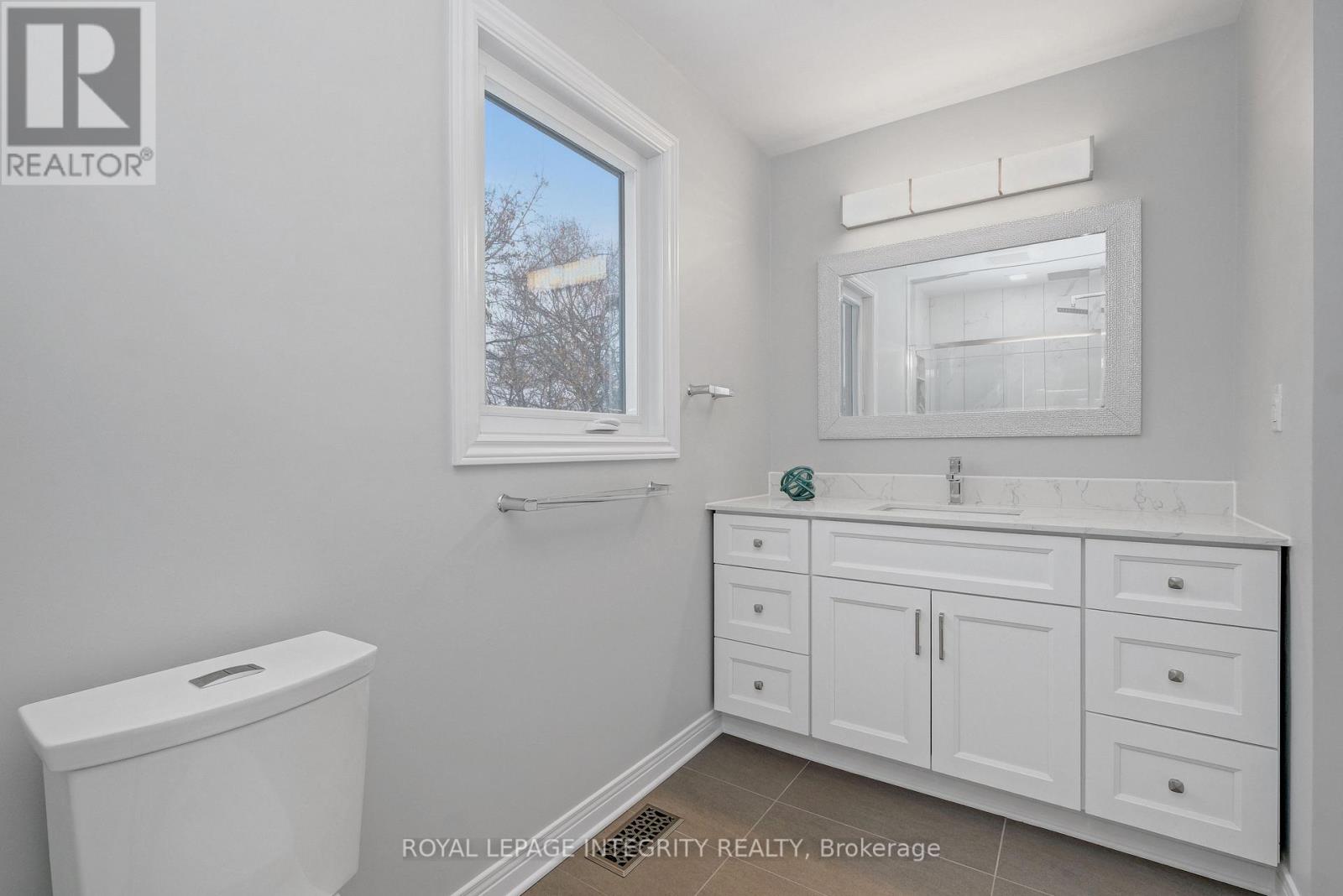 2177 Lenester Avenue, Ottawa, Ontario  K2A 4A9 - Photo 20 - X12678818