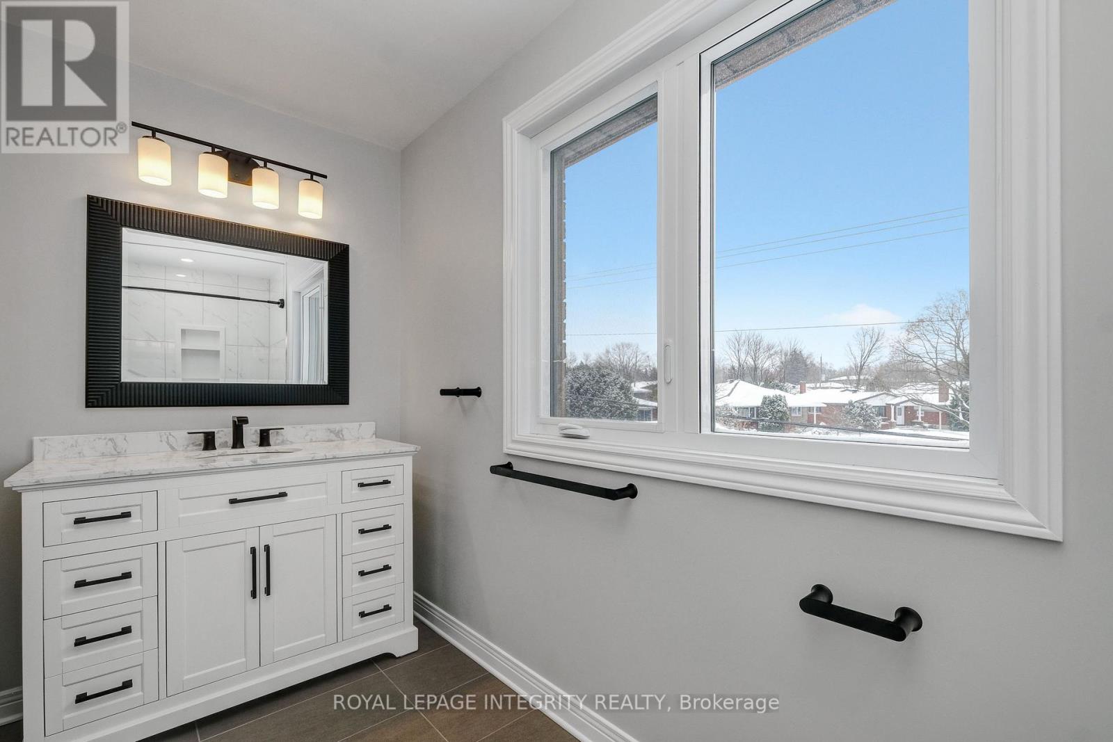 2177 Lenester Avenue, Ottawa, Ontario  K2A 4A9 - Photo 28 - X12678818