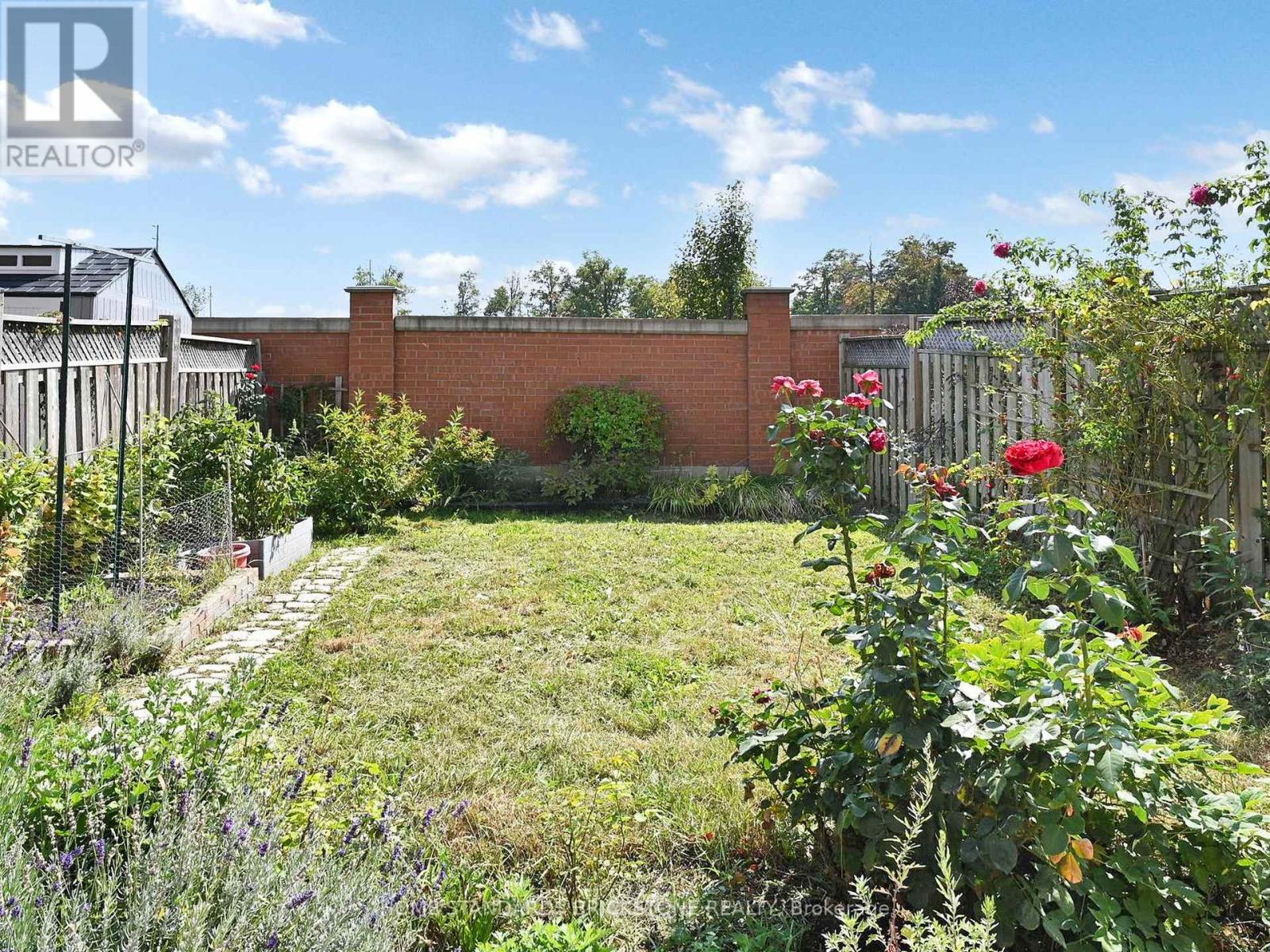 50 Versailles Crescent, Brampton, Ontario  L6P 3J9 - Photo 43 - W12473576