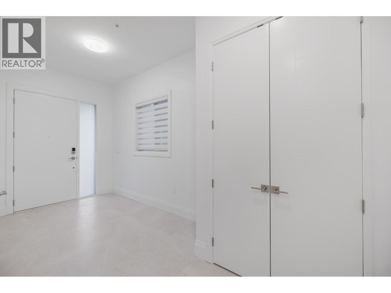 1246 Pitt River Road, Port Coquitlam, British Columbia  V3C 1N5 - Photo 3 - R3077652