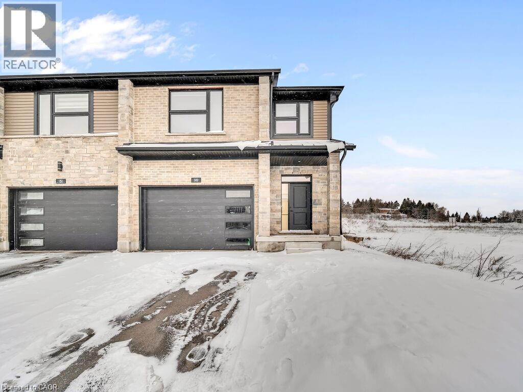 149 Otterbein Road, Kitchener, Ontario  N2B 3W5 - Photo 2 - 40797274