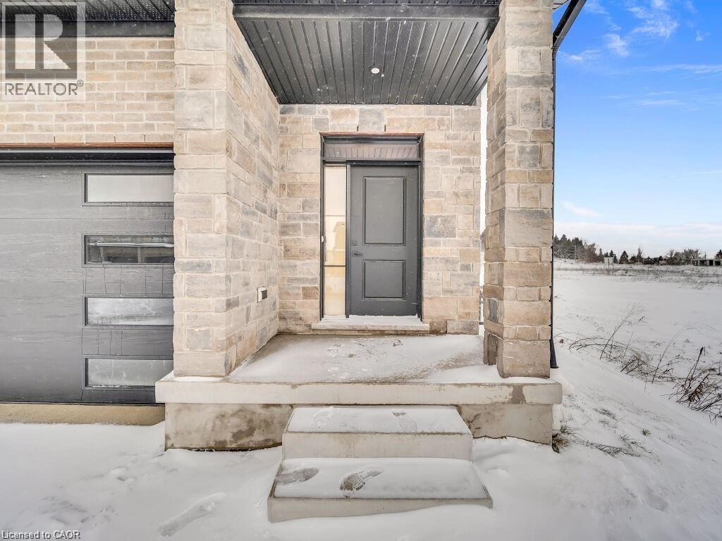 149 Otterbein Road, Kitchener, Ontario  N2B 3W5 - Photo 3 - 40797274