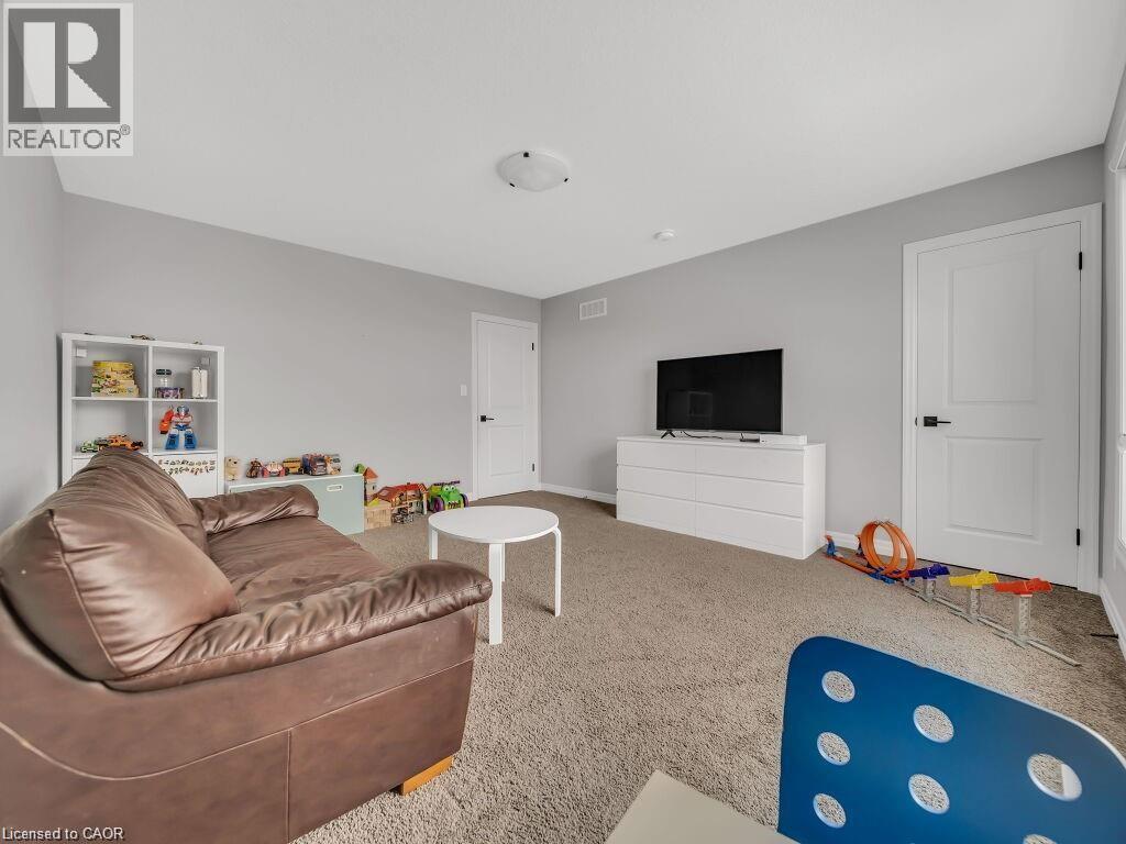 149 Otterbein Road, Kitchener, Ontario  N2B 3W5 - Photo 33 - 40797274