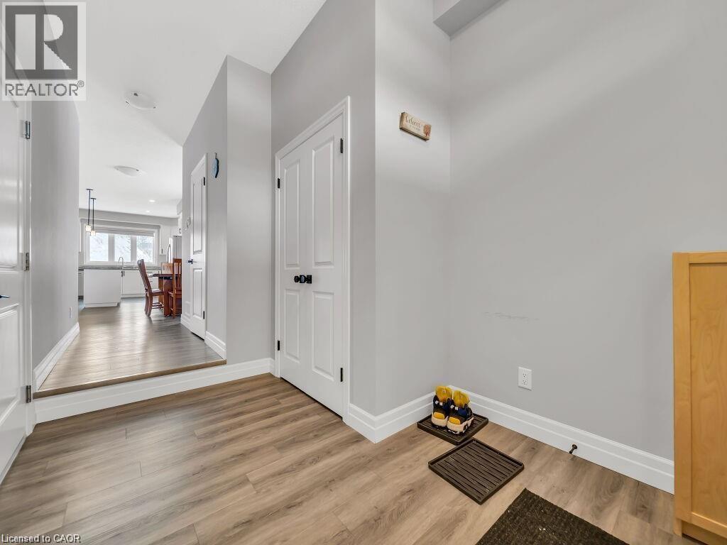 149 Otterbein Road, Kitchener, Ontario  N2B 3W5 - Photo 4 - 40797274