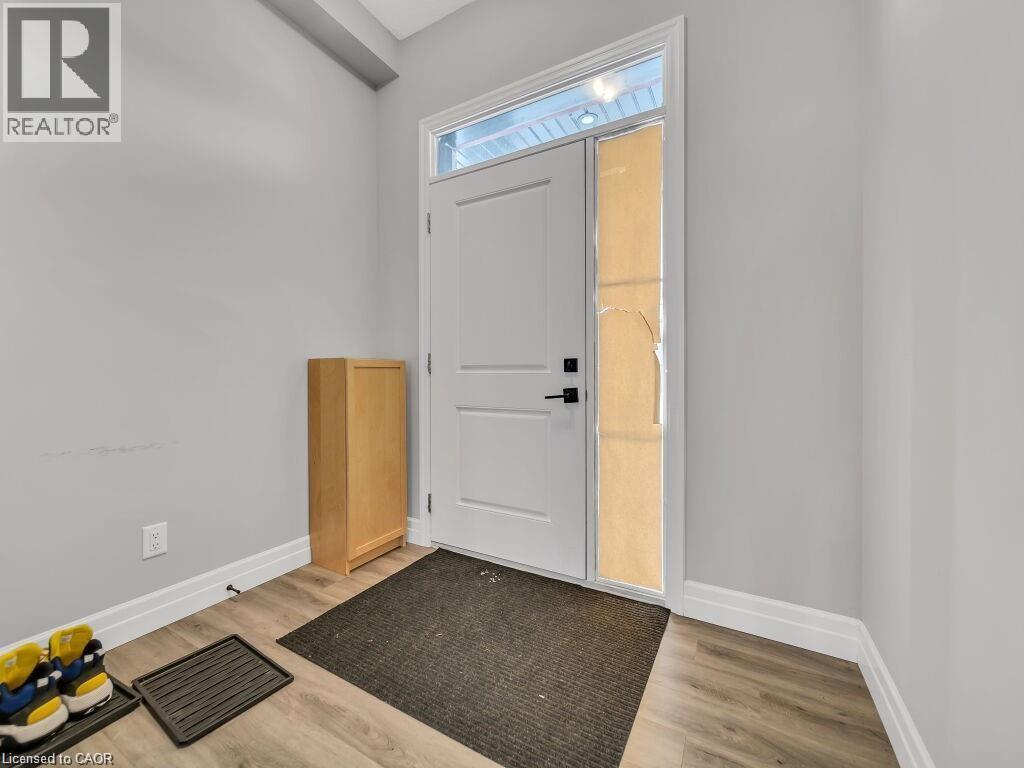 149 Otterbein Road, Kitchener, Ontario  N2B 3W5 - Photo 5 - 40797274