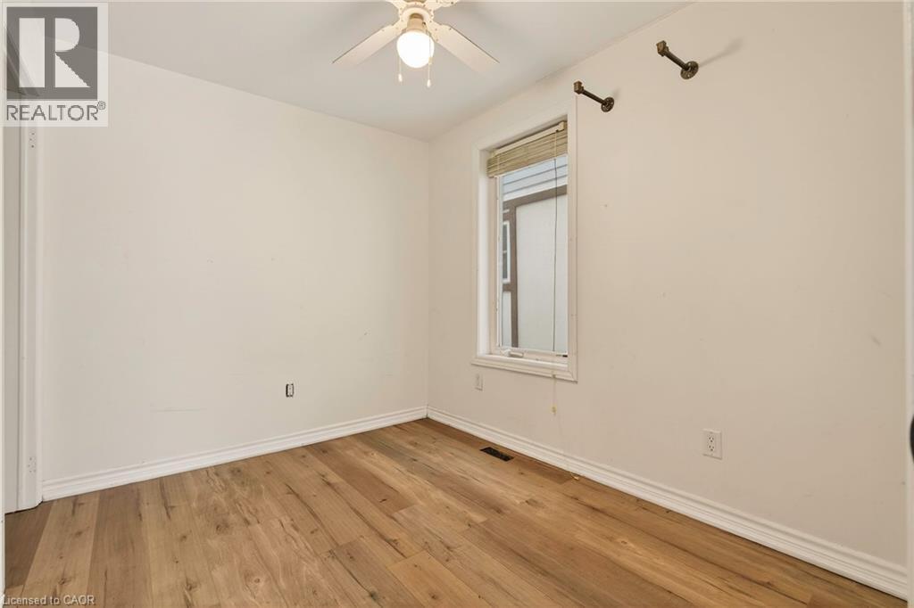 218 East 8th Street, Hamilton, Ontario  L9A 3L8 - Photo 20 - 40796357