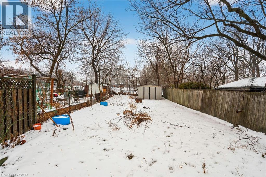 218 East 8th Street, Hamilton, Ontario  L9A 3L8 - Photo 41 - 40796357