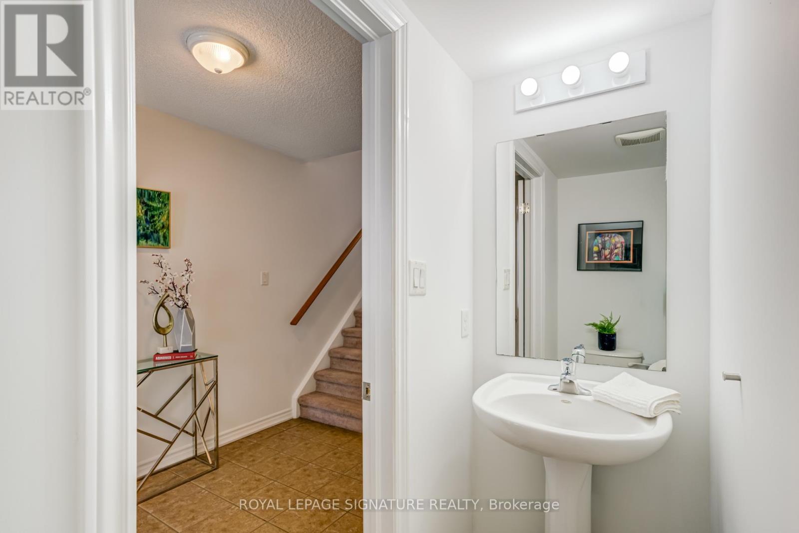 1343 Cronk Court, Oshawa, Ontario  L1K 0S4 - Photo 25 - E12678812