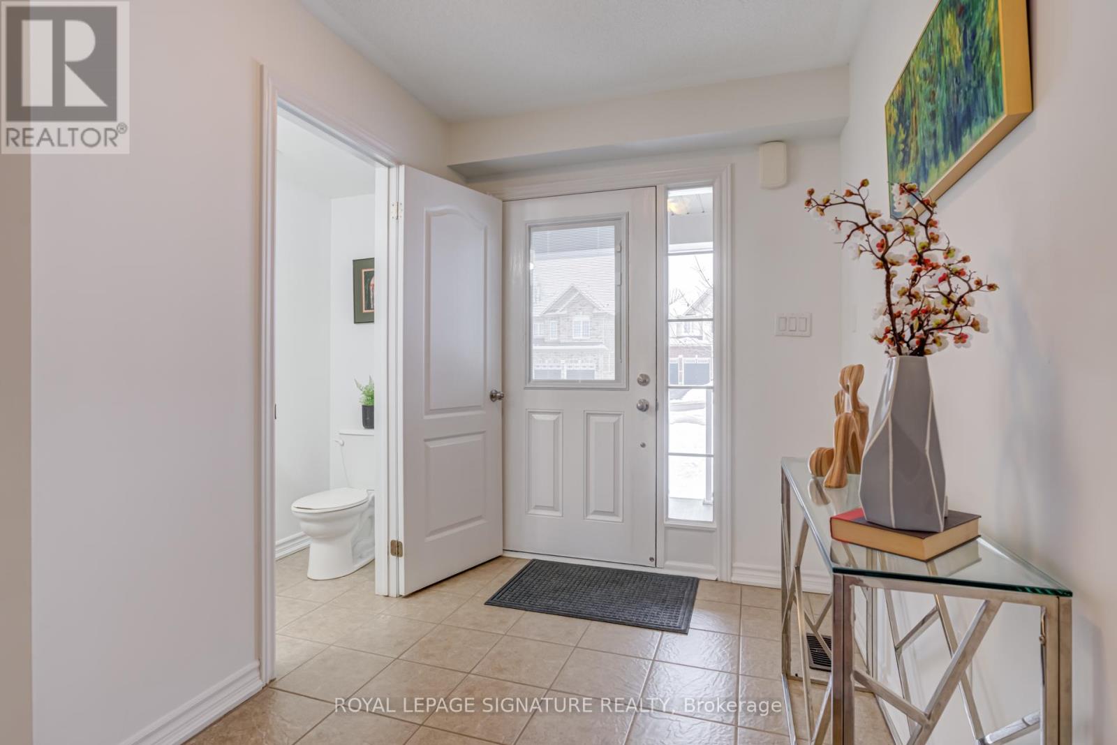 1343 Cronk Court, Oshawa, Ontario  L1K 0S4 - Photo 5 - E12678812