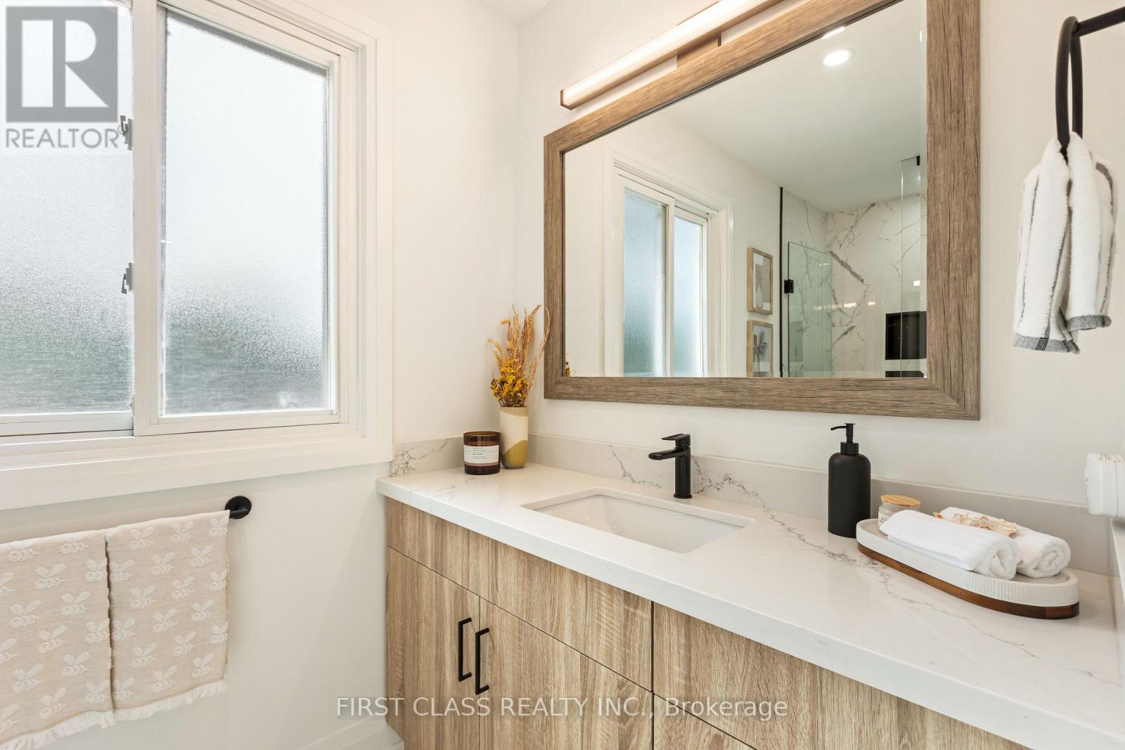 679 Village Parkway, Markham, Ontario  L3R 2Y4 - Photo 34 - N12678830