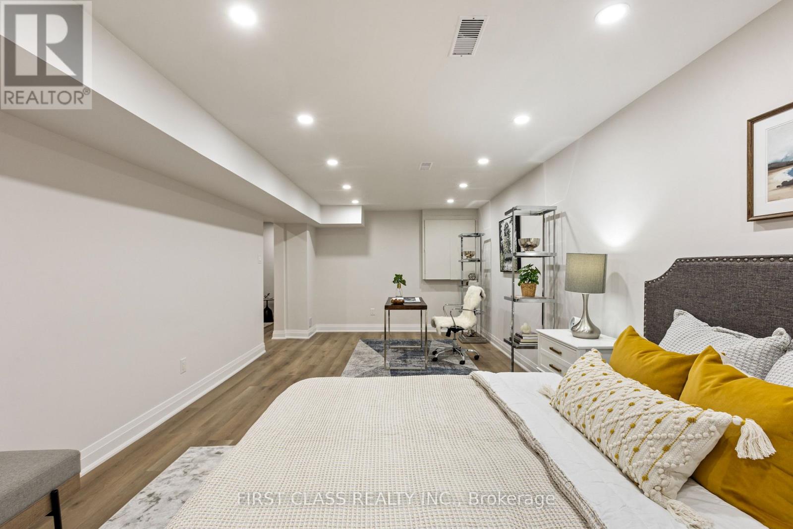 679 Village Parkway, Markham, Ontario  L3R 2Y4 - Photo 39 - N12678830