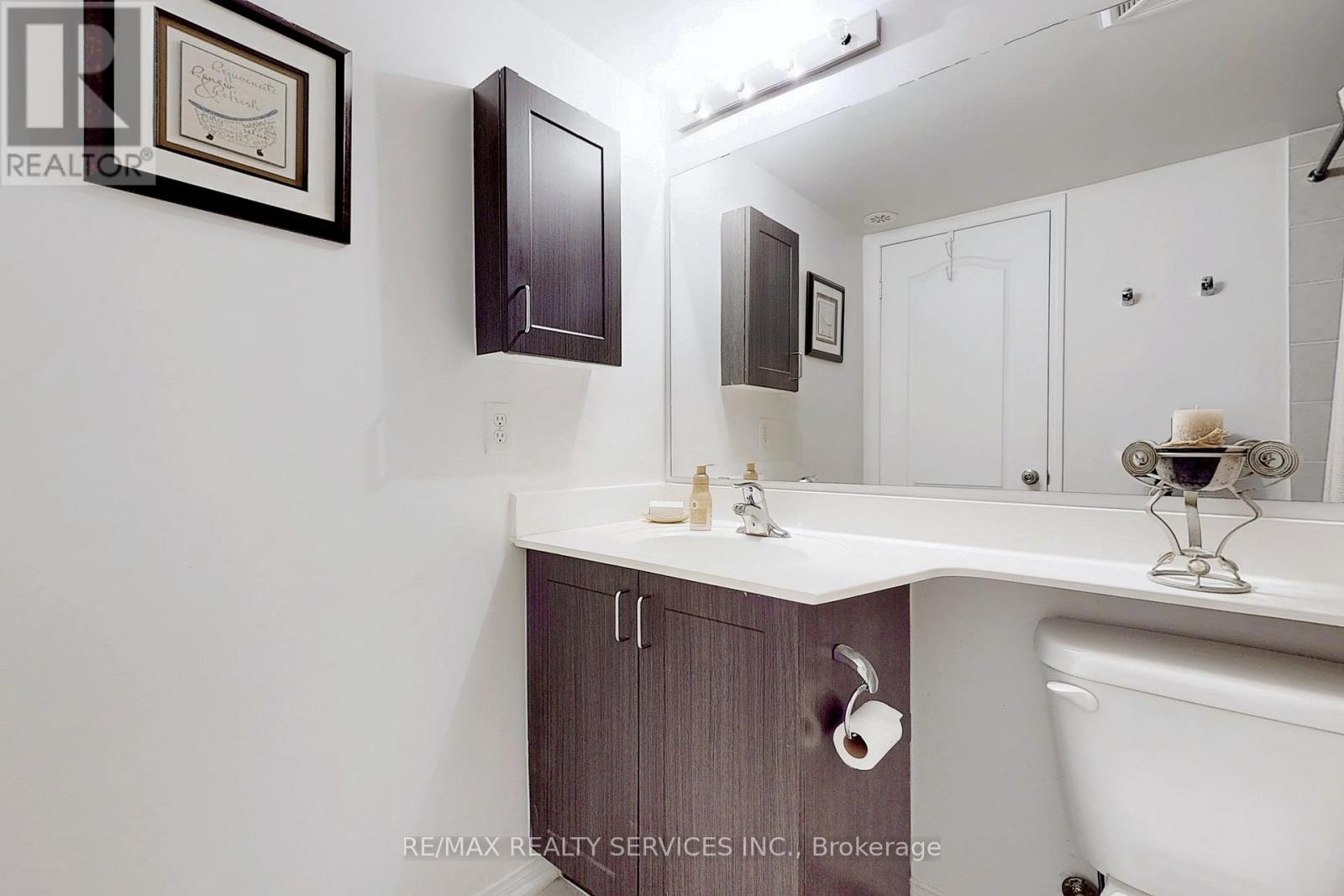 2 - 39 Hays Boulevard N, Oakville, Ontario  L6H 0J1 - Photo 35 - W12678794