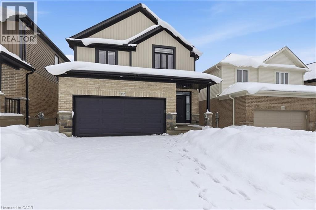 352 CHOKECHERRY Crescent, Waterloo, Ontario