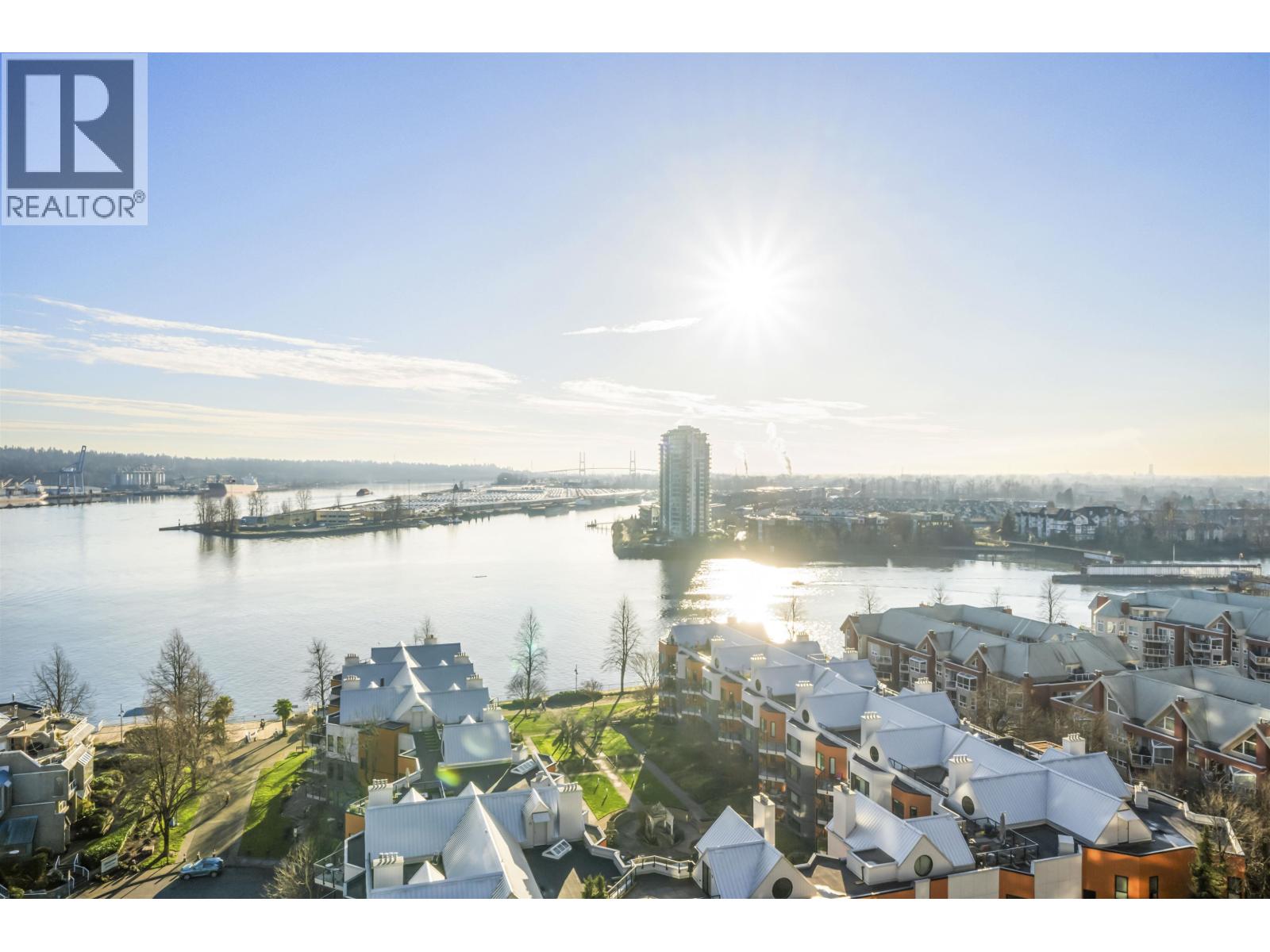 1604 1135 QUAYSIDE DRIVE, New Westminster, British Columbia