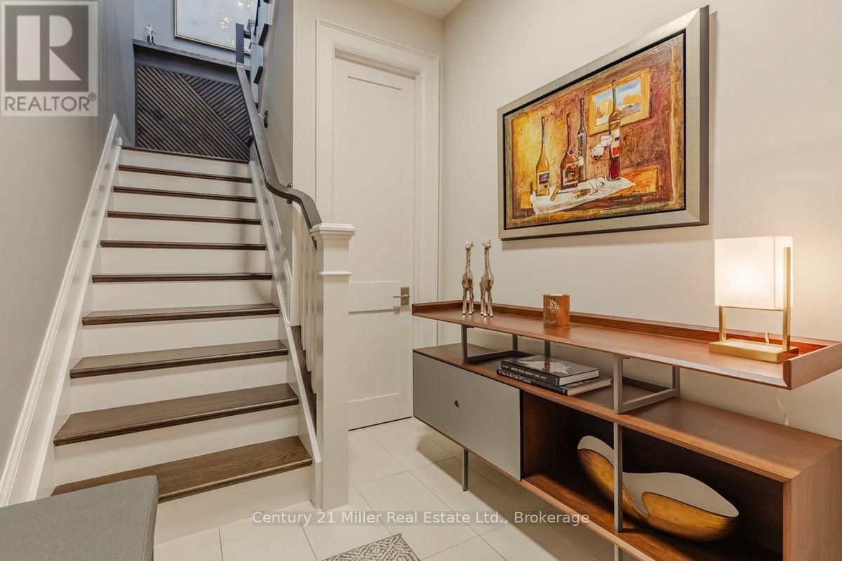 26 - 10 Maple Grove Drive, Oakville, Ontario  L6J 0E1 - Photo 27 - W12678862