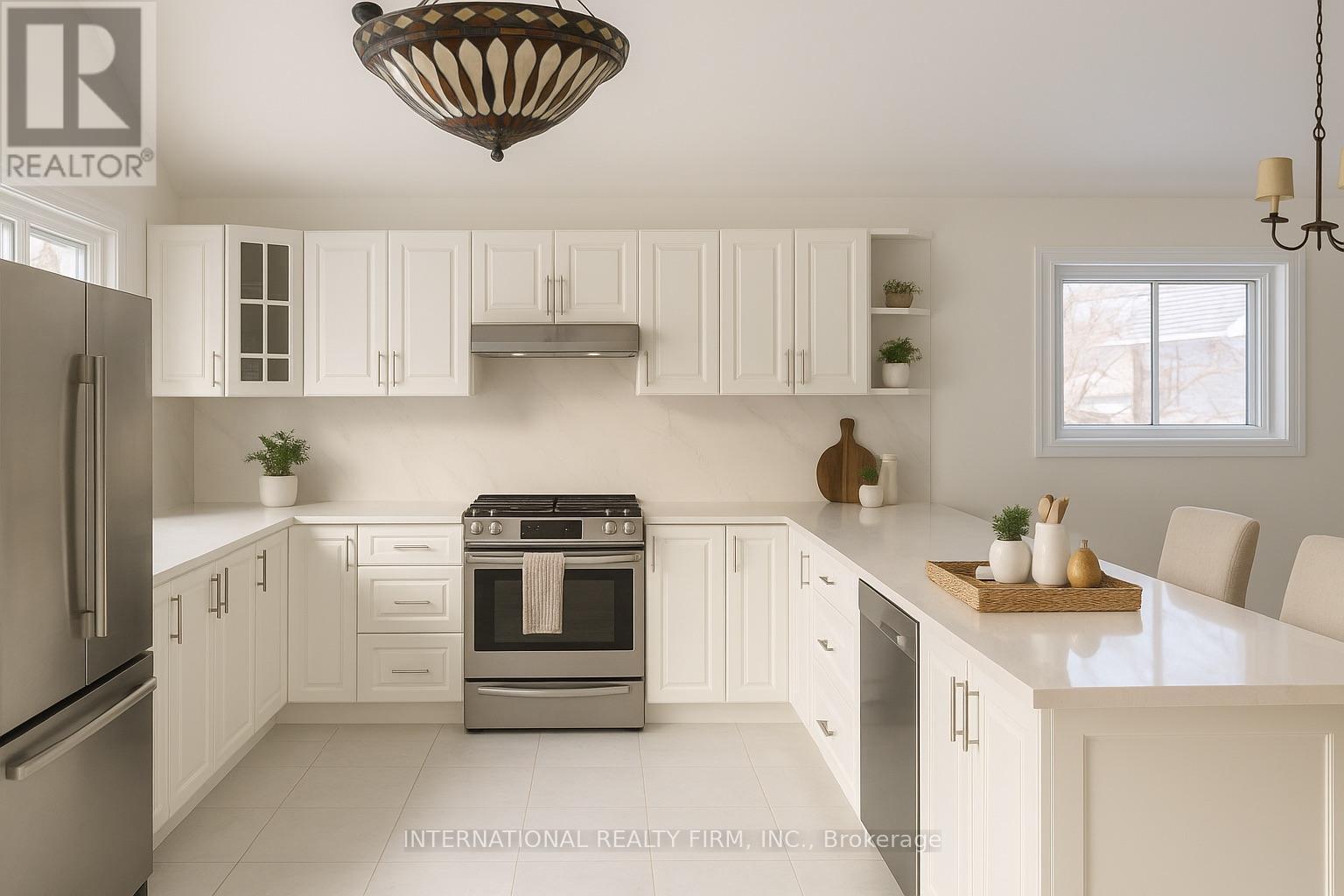 276 SHERIDAN COURT, Newmarket, Ontario