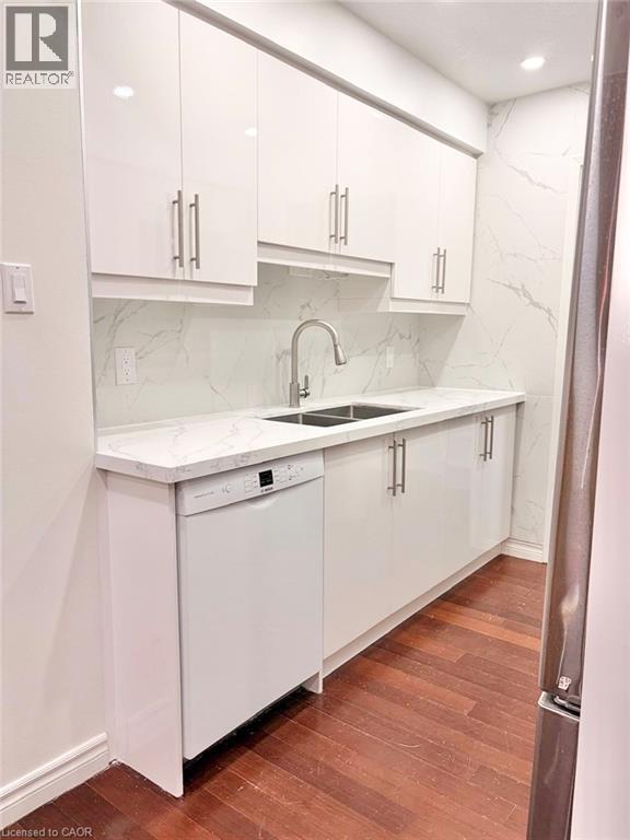 433 Keats Way Unit# 2, Waterloo, Ontario N2L 5S7 - Photo 4 - 40796948