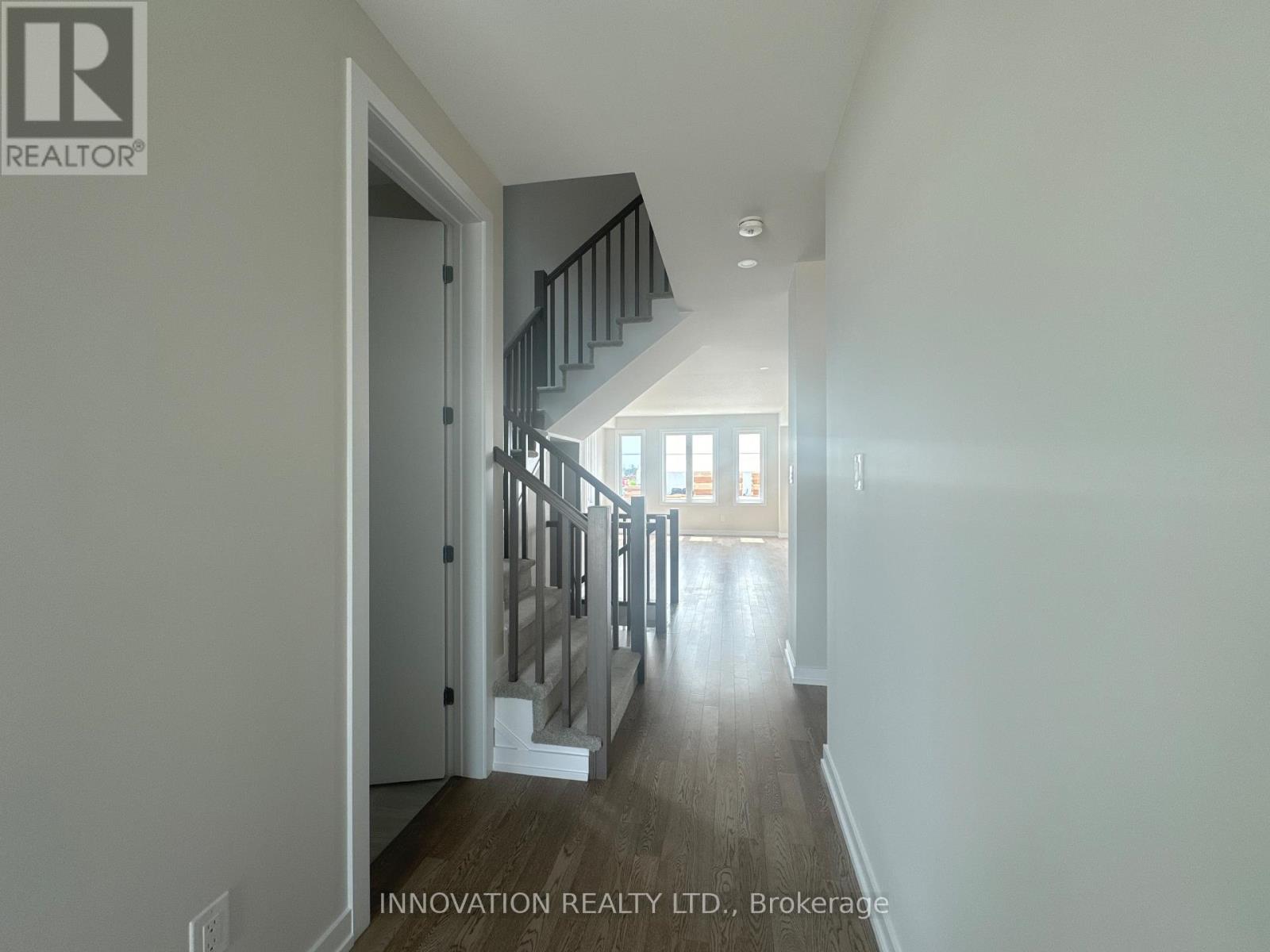 515 Oldenburg Avenue, Ottawa, Ontario  K0A 2Z0 - Photo 2 - X12678884