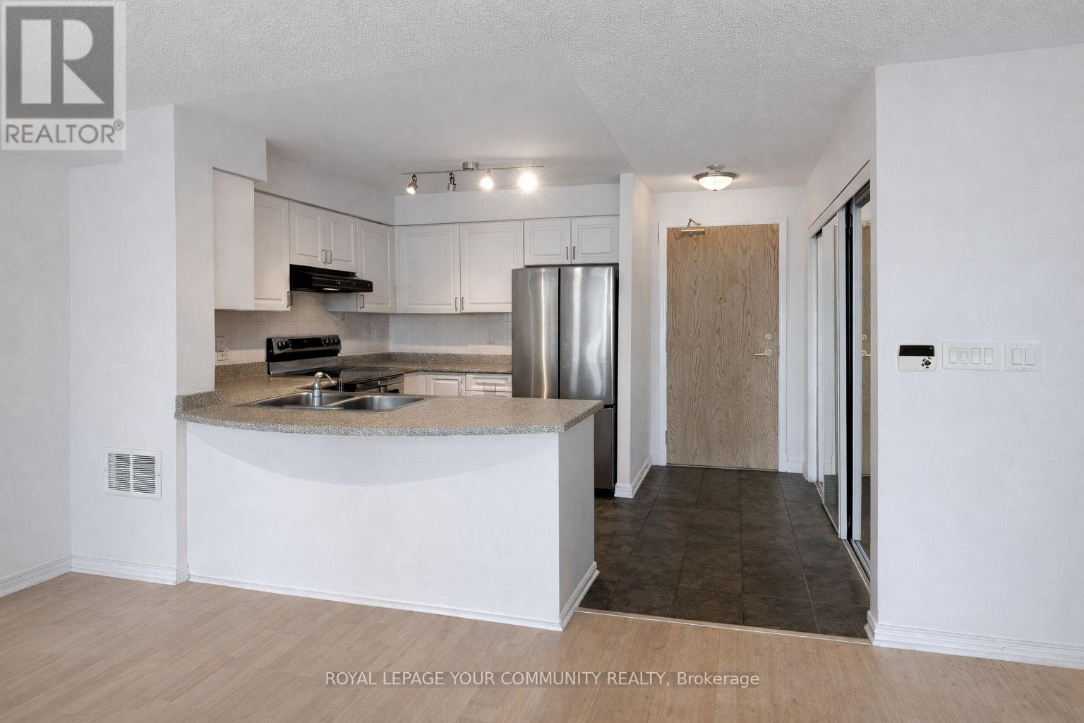 1003 - 5500 Yonge Street, Toronto, Ontario  M2N 7L1 - Photo 14 - C12419338