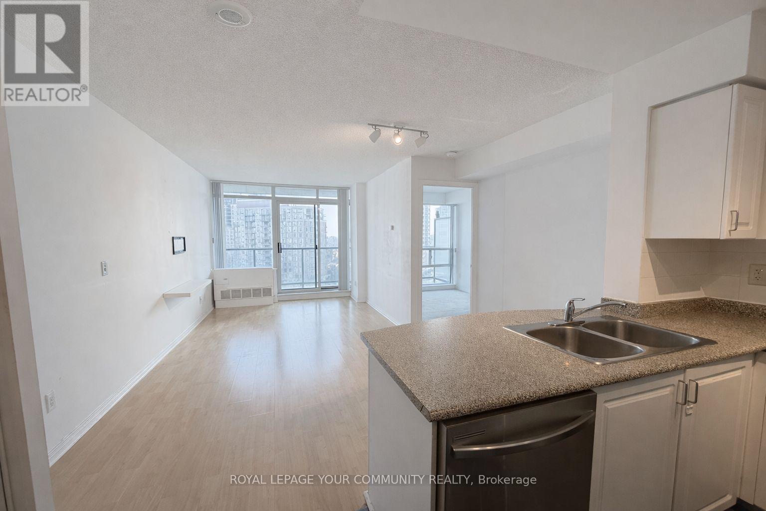 1003 - 5500 Yonge Street, Toronto, Ontario  M2N 7L1 - Photo 9 - C12419338