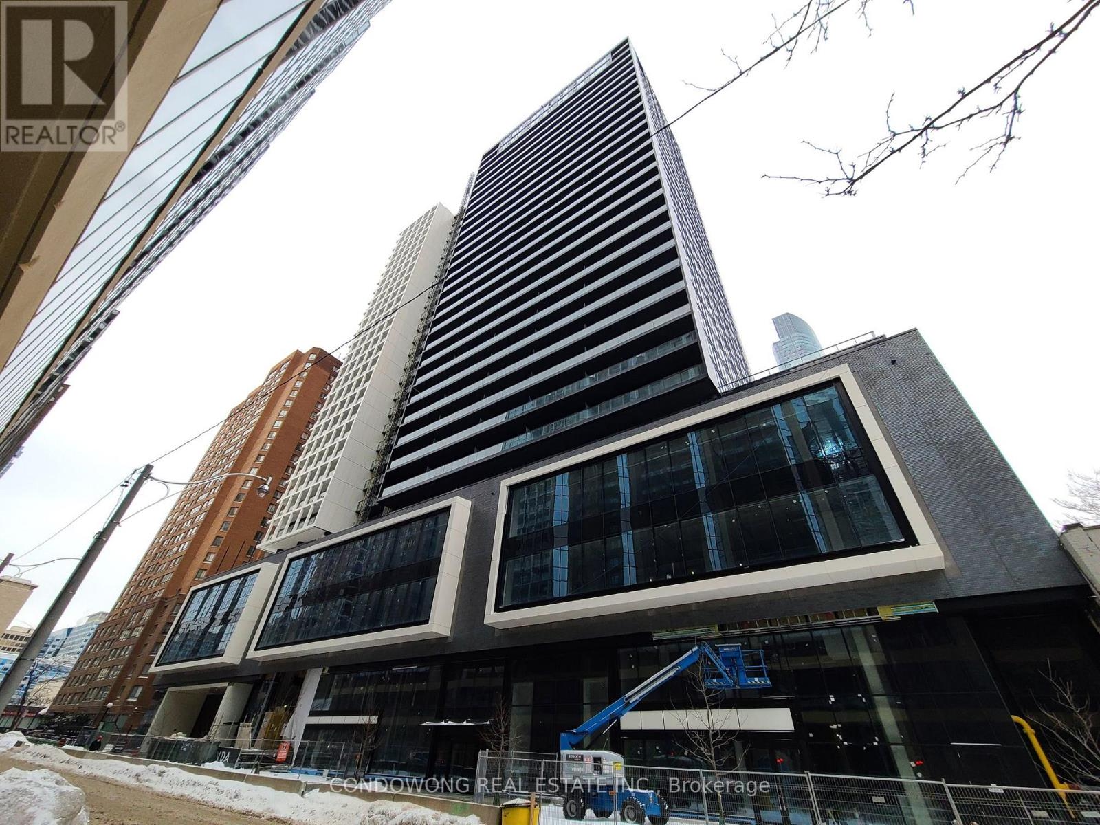 1510 - 20 Edward Street, Toronto, Ontario  M5J 0A7 - Photo 2 - C12678870