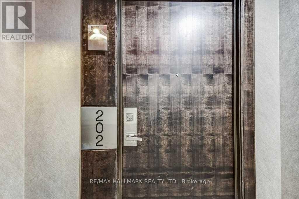 202 - 85 The Donway W, Toronto (Banbury-Don Mills), Ontario  M3C 0L9 - Photo 7 - C12678874