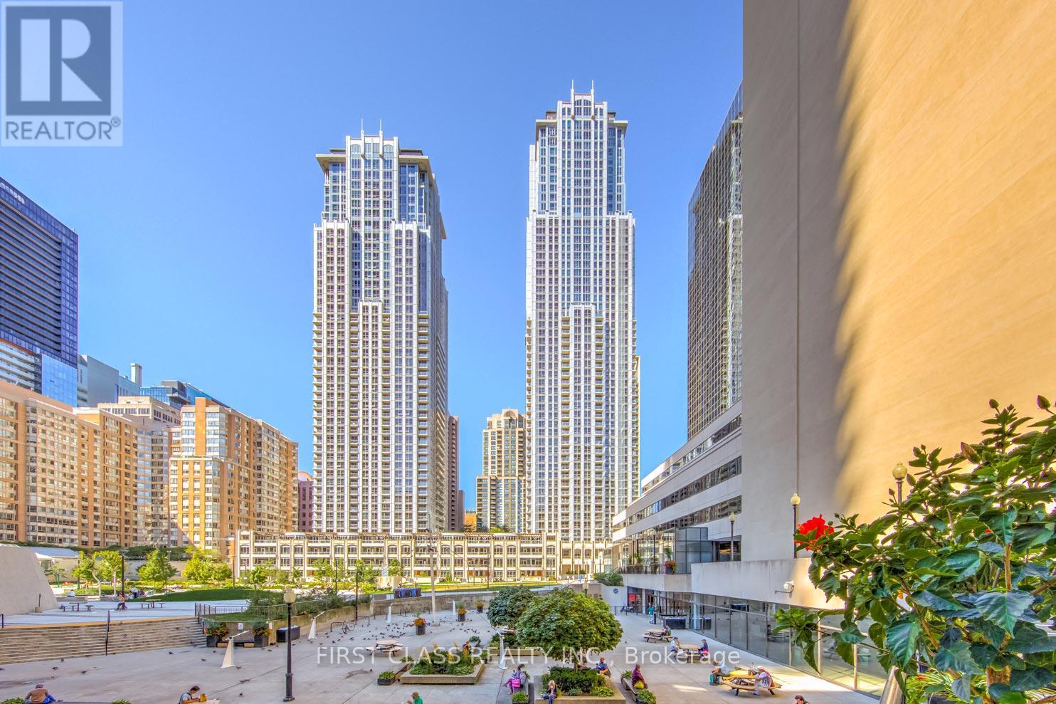 2813 - 761 Bay Street, Toronto, Ontario  M5G 2R2 - Photo 13 - C12678876