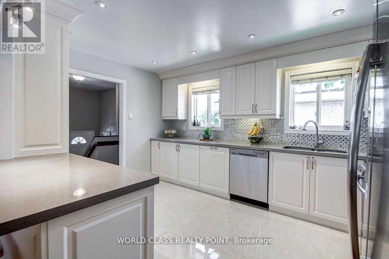 Main - 169 Edmonton Drive, Toronto, Ontario  M2J 3X4 - Photo 10 - C12678878