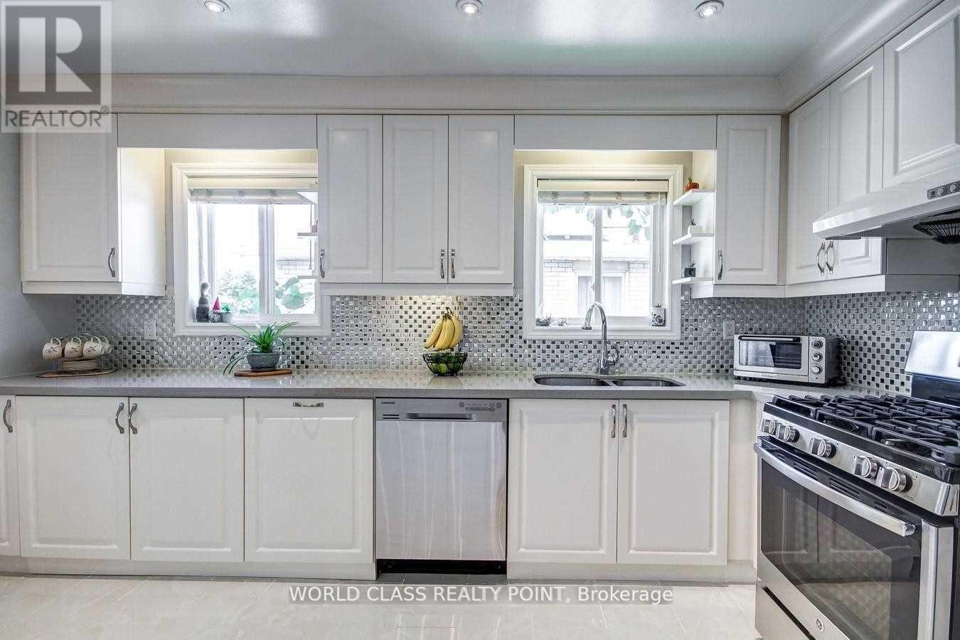 Main - 169 Edmonton Drive, Toronto, Ontario  M2J 3X4 - Photo 11 - C12678878