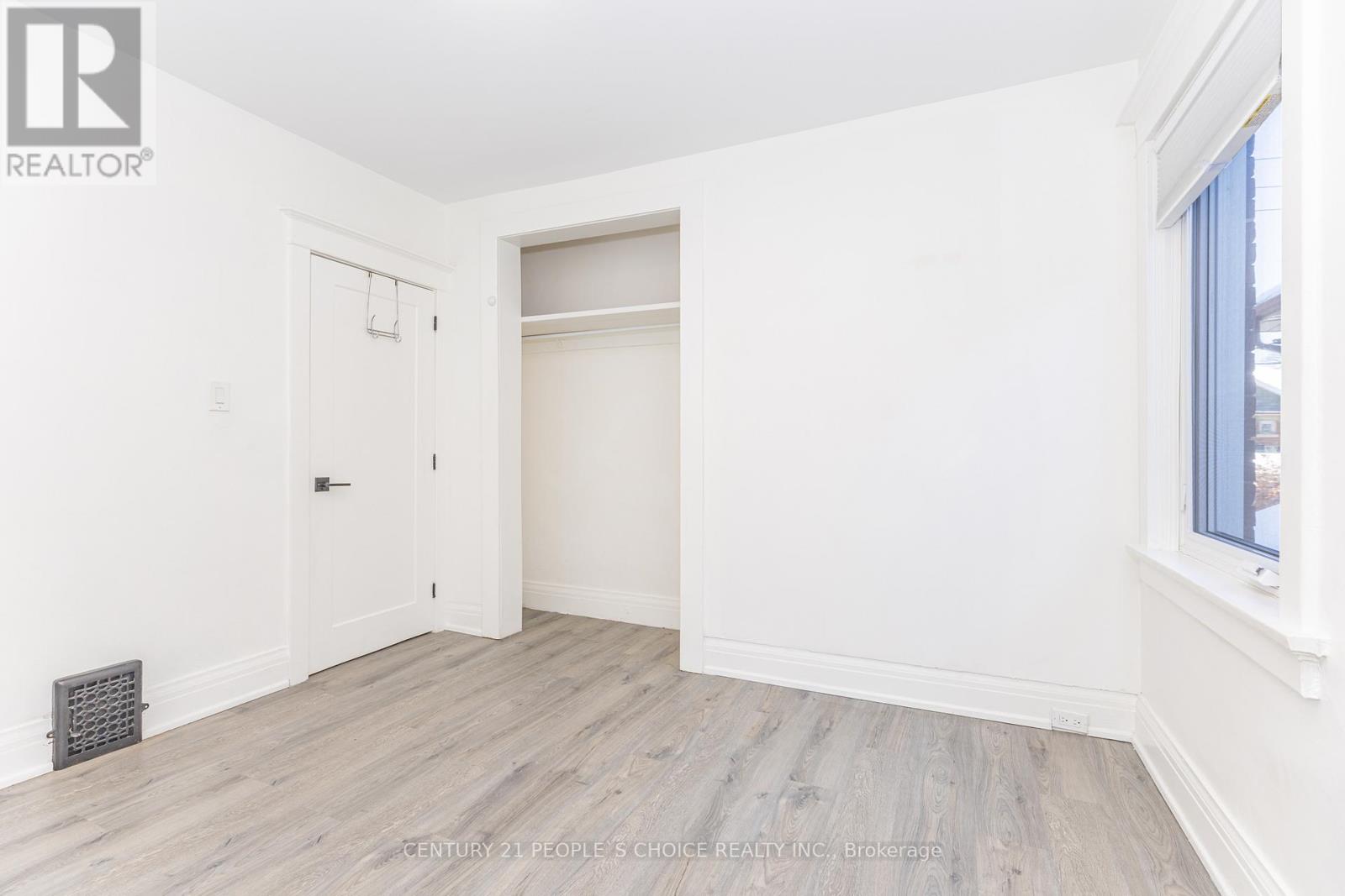 212 Oakwood Avenue, Toronto, Ontario  M6E 2V4 - Photo 27 - C12678882