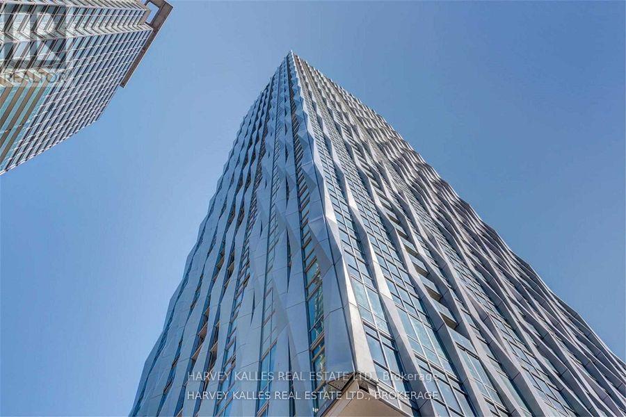 4906 - 1 Yorkville Avenue, Toronto, Ontario  M4W 1L1 - Photo 3 - C12678886