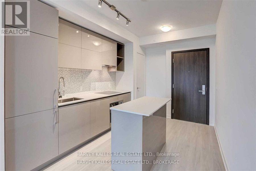 4906 - 1 Yorkville Avenue, Toronto, Ontario  M4W 1L1 - Photo 5 - C12678886