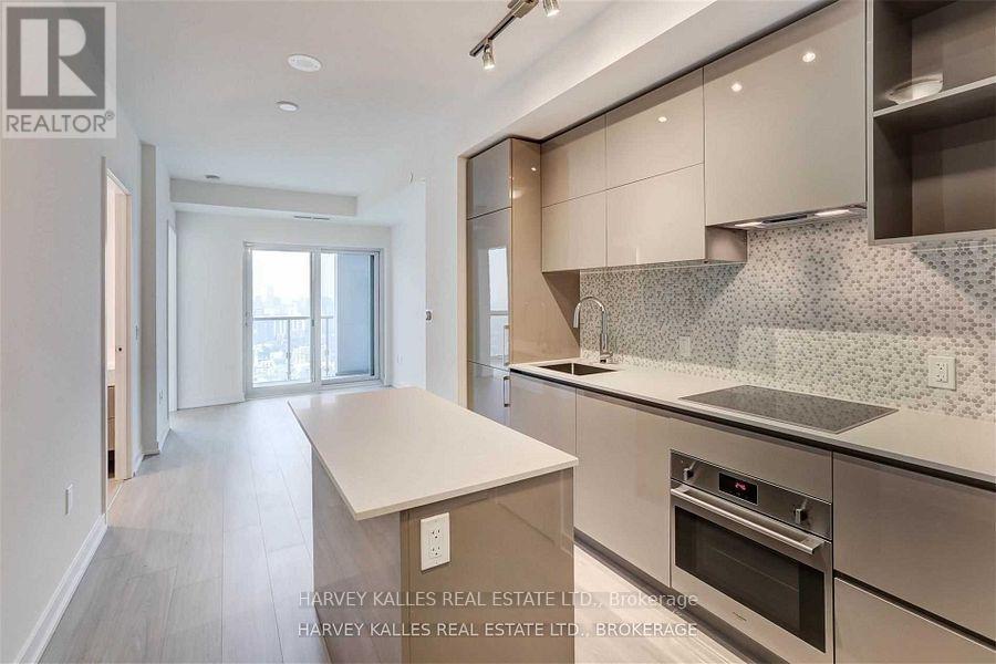 4906 - 1 Yorkville Avenue, Toronto, Ontario  M4W 1L1 - Photo 7 - C12678886