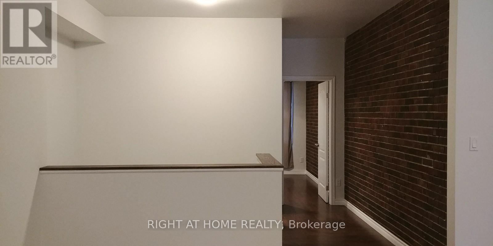 3 - 89 Bellwoods Avenue, Toronto, Ontario  M6J 3N4 - Photo 4 - C12678902