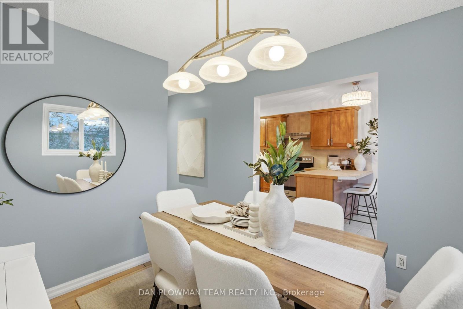 366 Rosedale Drive, Whitby, Ontario  L1N 1Z4 - Photo 6 - E12678848